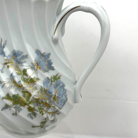 Haviland France Limoges Margaux 20 oz Torse Shaped Porcelain Pitcher Blue Gold - Picture 9 of 16